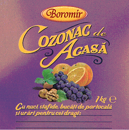 Boromir Cozonac de Acasă Cu nuci, stafide, bucăţi de portocală şi urări pentru cei dragi: